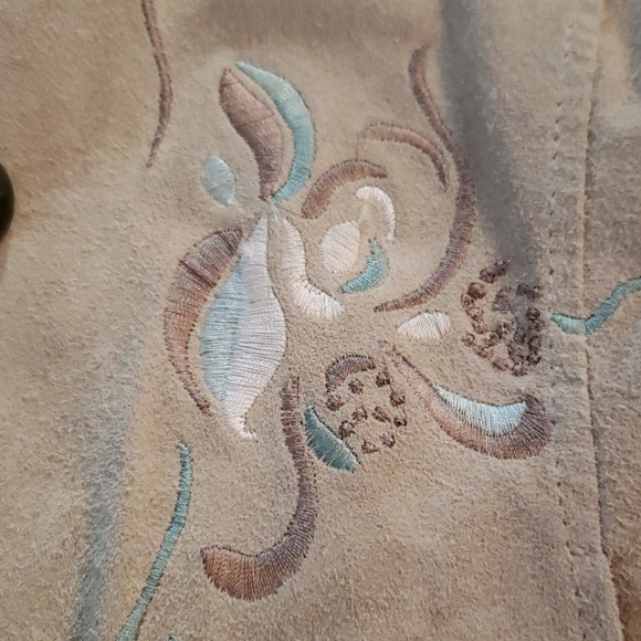 Pamela McCoy Suede Embroidery Jacket - Picture 6 of 8